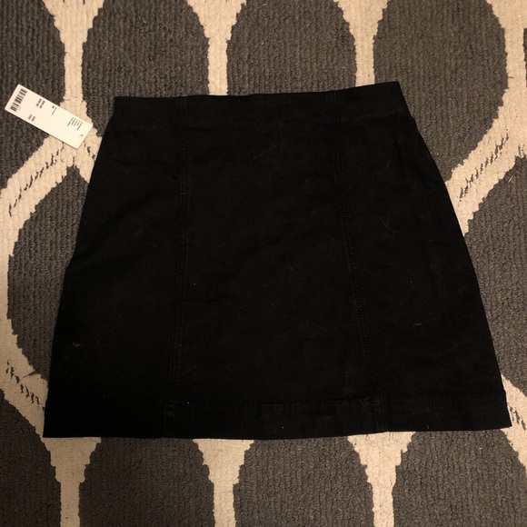 Urban outfitters black denim skirt - Picture 2 of 3
